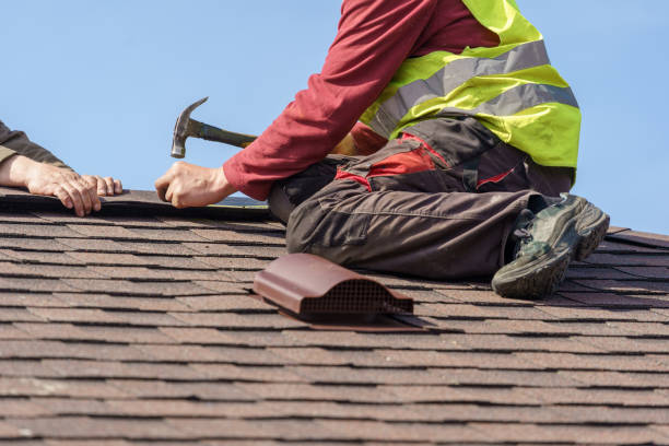 Best Emergency Roof Repair  in Croswell, MI